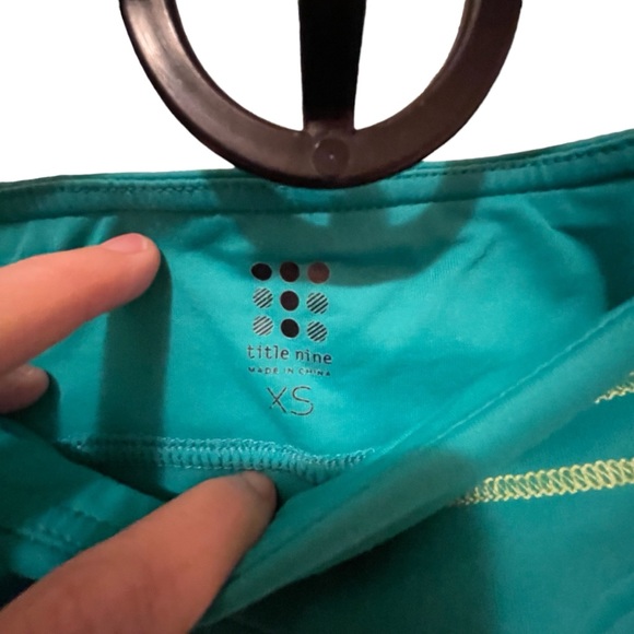 Title 9 Skirt Turquoise Pockets Size XS Stretchy - Picture 3 of 6